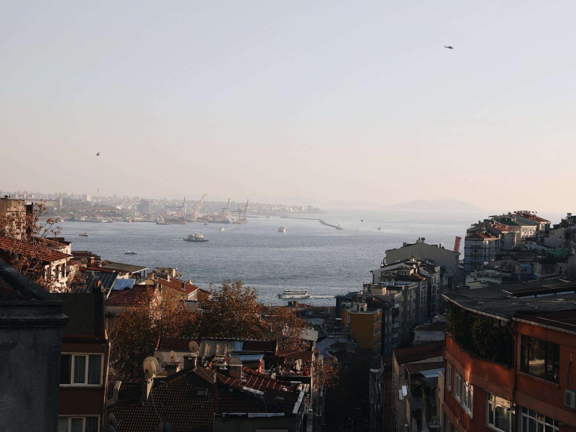 Sofitel Istanbul Taksim Hotel Екстериор снимка