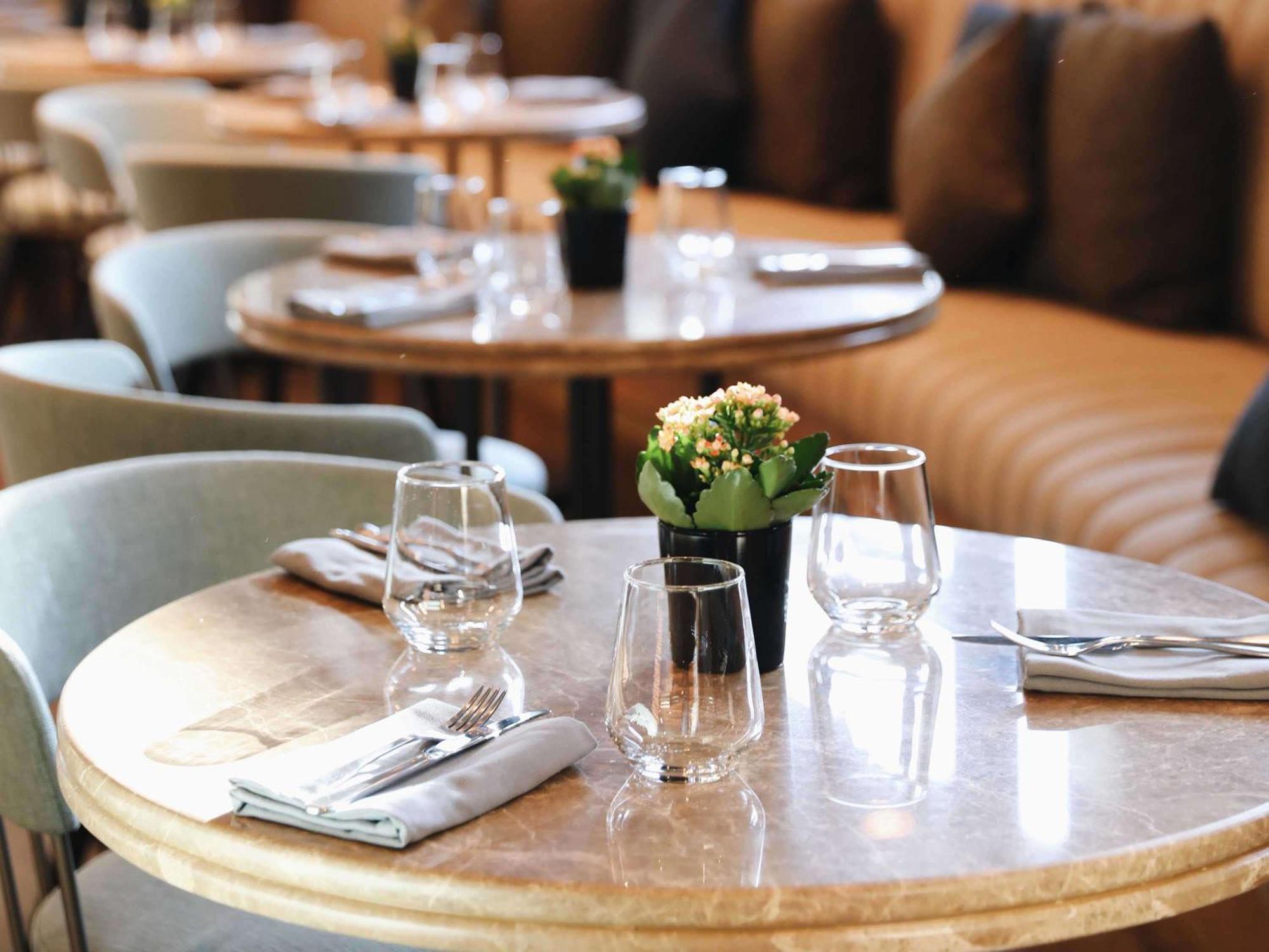 Sofitel Istanbul Taksim Hotel Екстериор снимка Restaurant interior