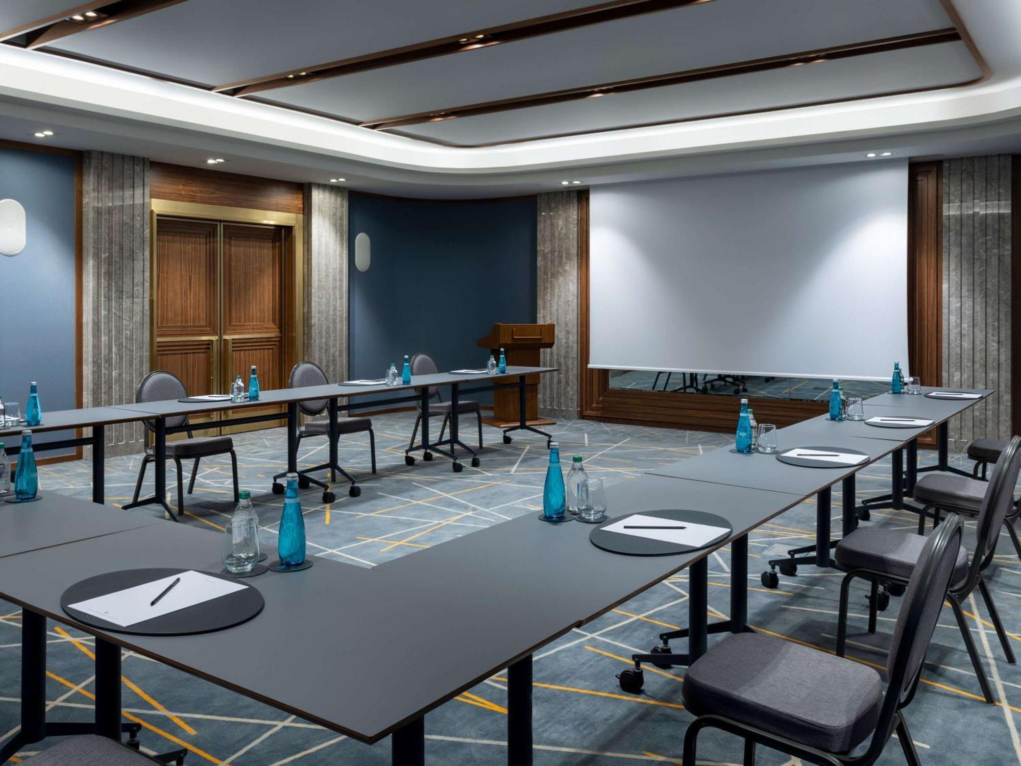 Sofitel Istanbul Taksim Hotel Екстериор снимка Meeting room